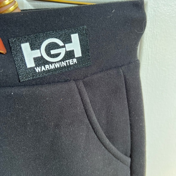 Woman Black Warm Leggings - Picture 2 of 8